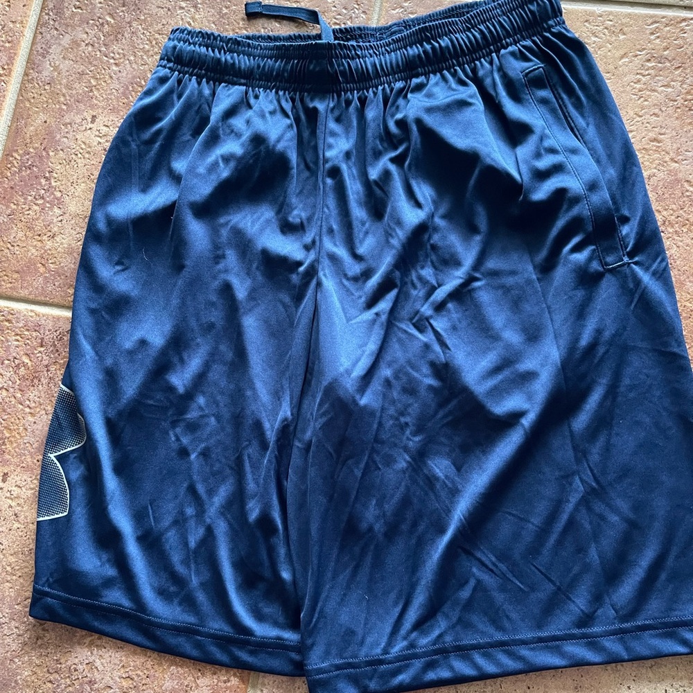 Mens UA Under armor shorts size S, brand new